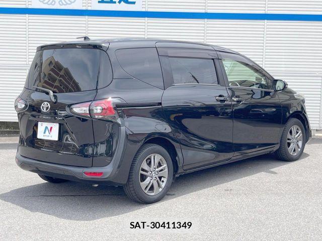 Toyota SIENTA 2019-12 8210165-16