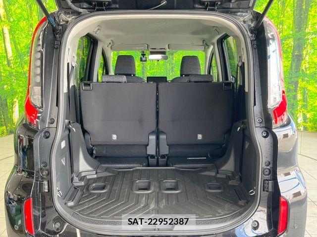 Toyota SIENTA 2023-11 8210154-10