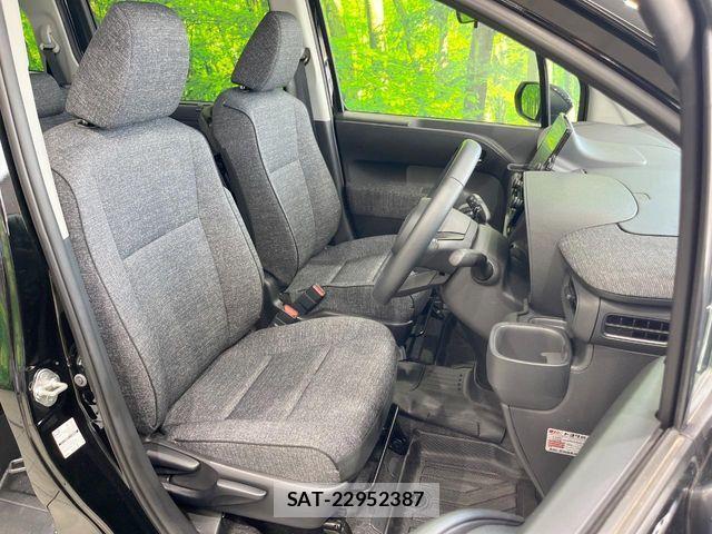 Toyota SIENTA 2023-11 8210154-7