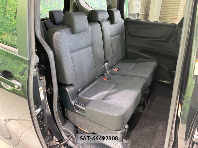 Toyota SIENTA 2016-12 8210169-8