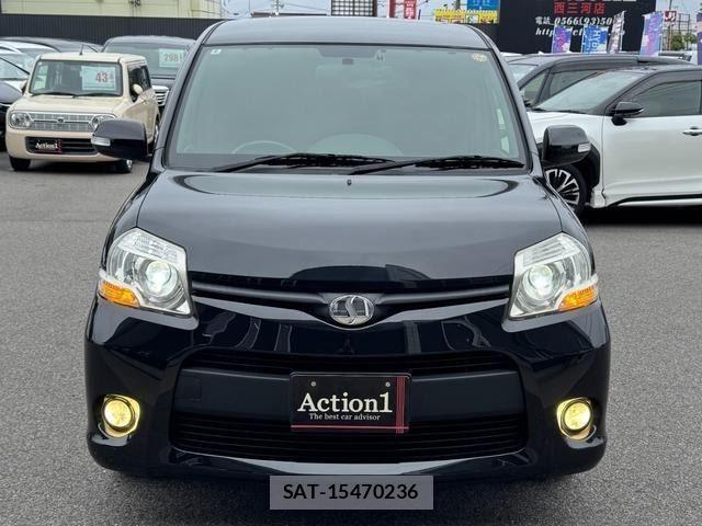 Toyota SIENTA 2014-04 8210177-2