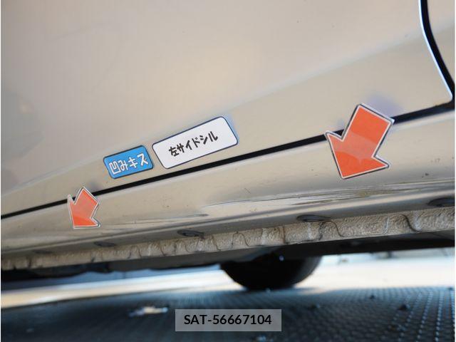 Toyota SIENTA 2021-03 8210161-25