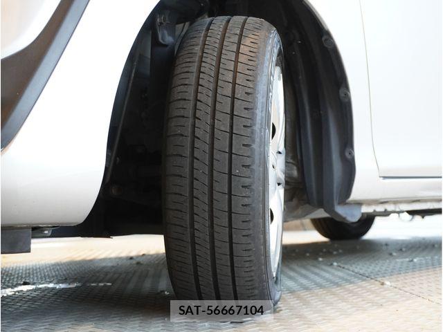 Toyota SIENTA 2021-03 8210161-26