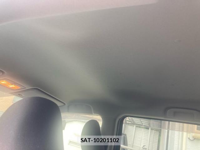Toyota SIENTA 2018-09 8210173-9