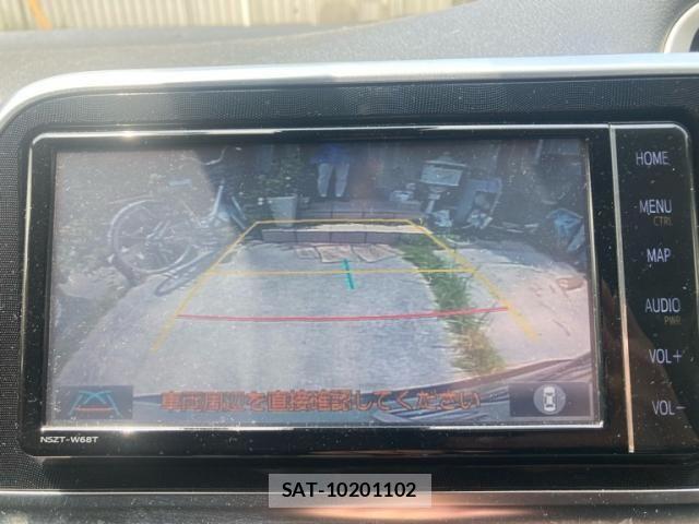 Toyota SIENTA 2018-09 8210173-19