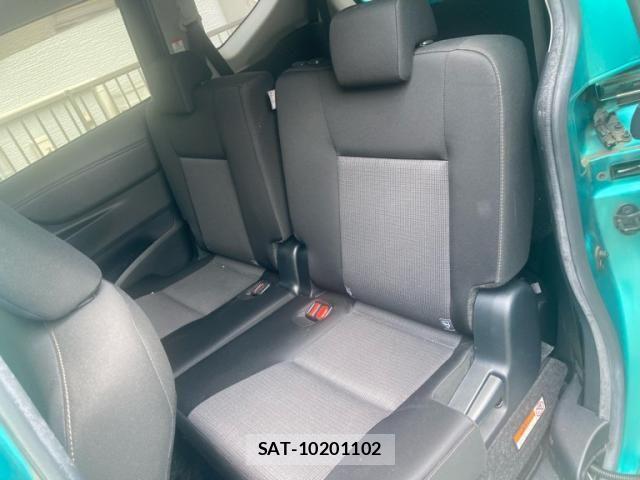Toyota SIENTA 2018-09 8210173-8