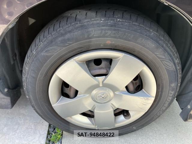 Toyota SIENTA 2013-04 8210176-2