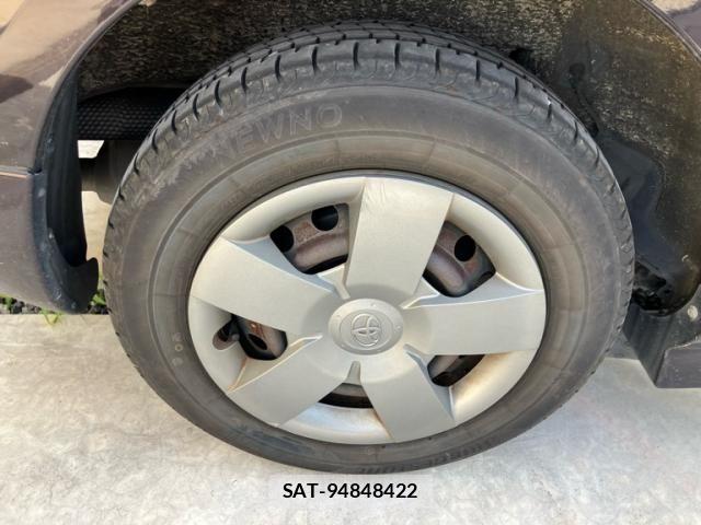 Toyota SIENTA 2013-04 8210176-3