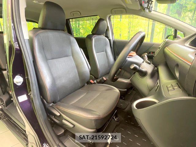 Toyota SIENTA 2017-11 8210170-7