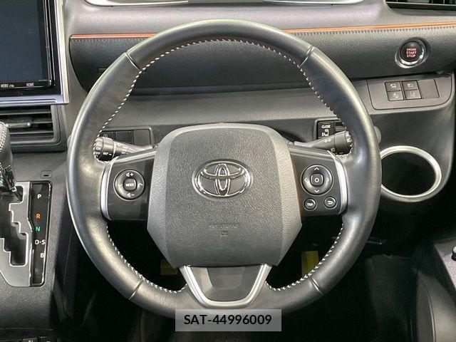 Toyota SIENTA 2018-10 8210166-10