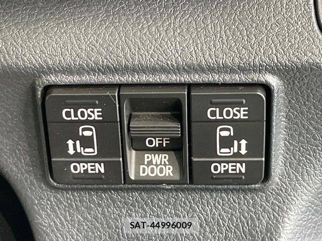 Toyota SIENTA 2018-10 8210166-4