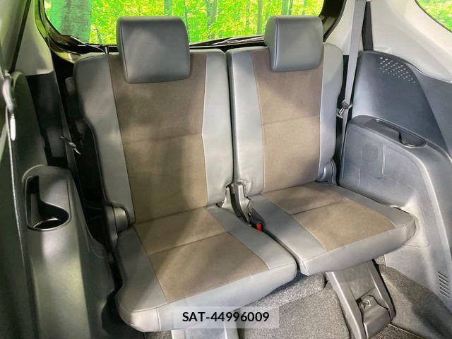 Toyota SIENTA 2018-10 8210166-8