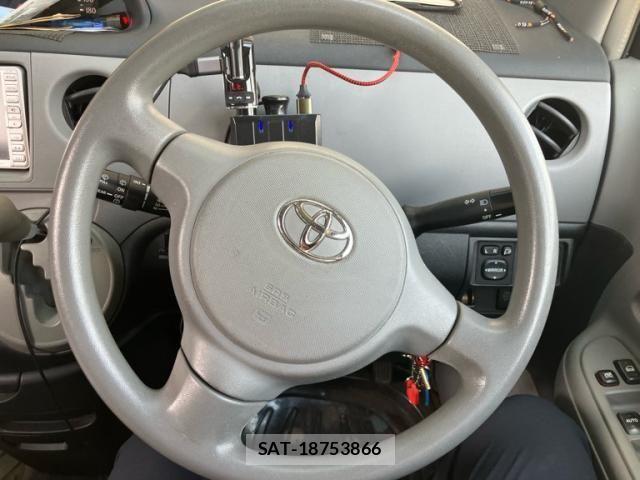 Toyota SIENTA 2005-11 8231765-15