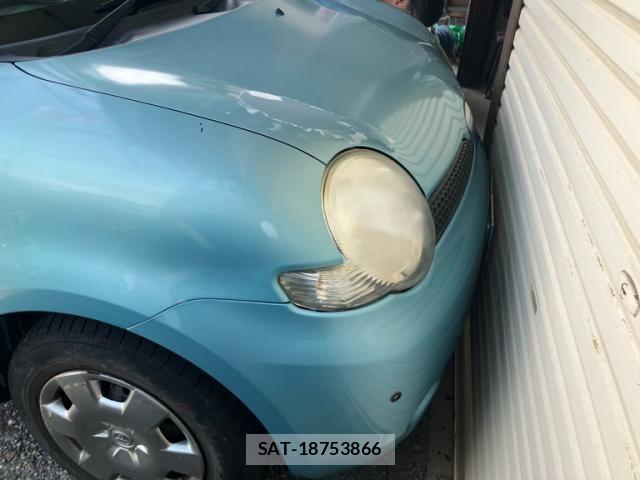 Toyota SIENTA 2005-11 8231765-1