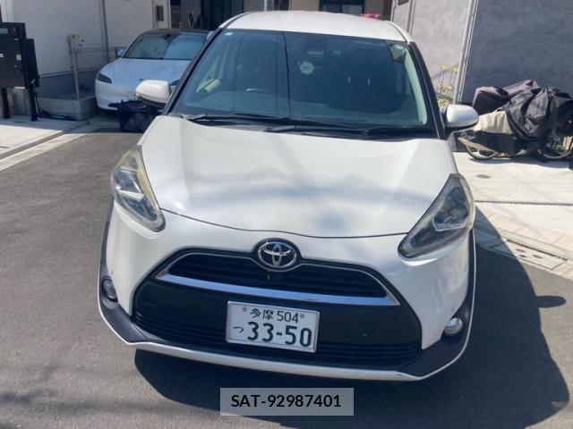 Toyota SIENTA 2017-10 8231758-0