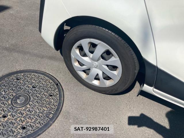 Toyota SIENTA 2017-10 8231758-4
