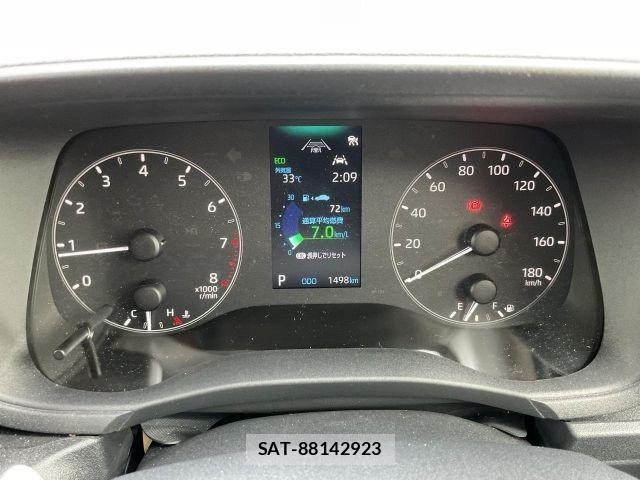 Toyota SIENTA 2024-02 8231757-19
