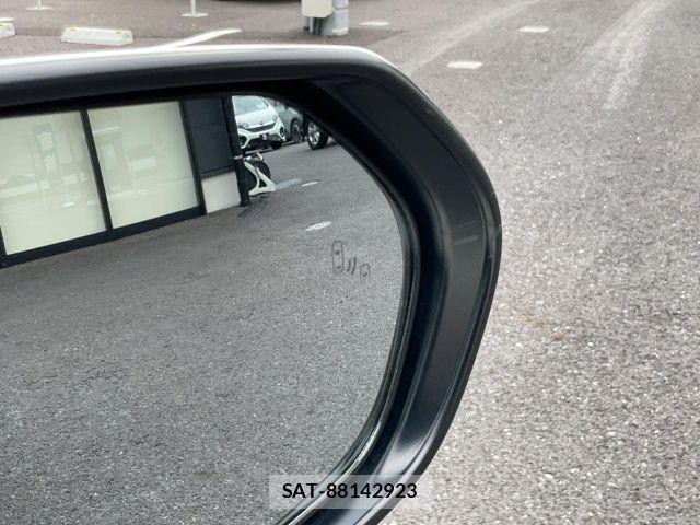 Toyota SIENTA 2024-02 8231757-24