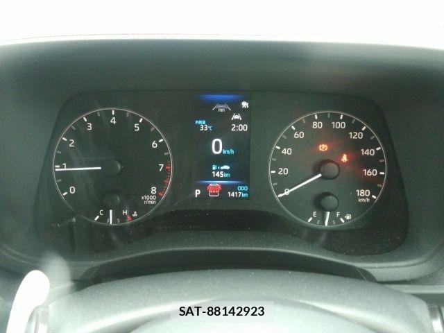 Toyota SIENTA 2024-02 8231757-25