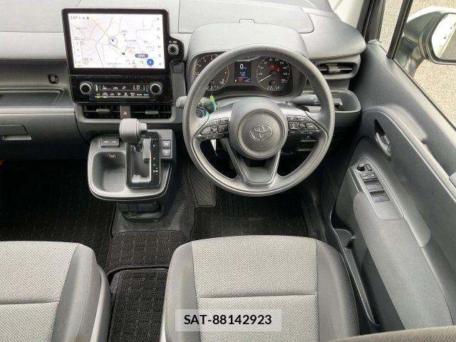 Toyota SIENTA 2024-02 8231757-7
