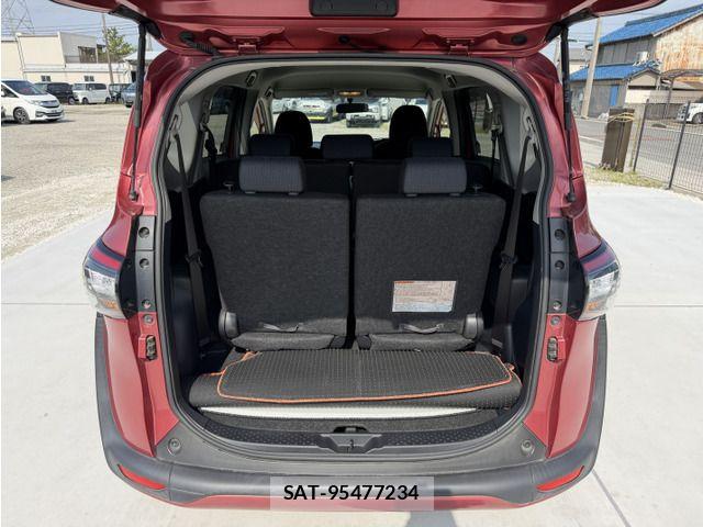 Toyota SIENTA 2017-07 8246687-15