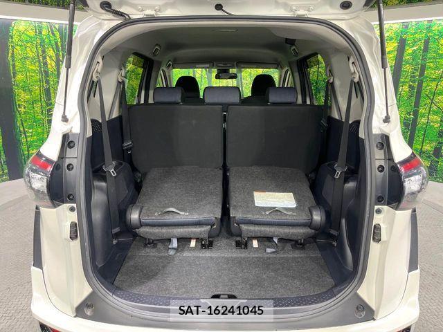 Toyota SIENTA 2016-01 8246681-9