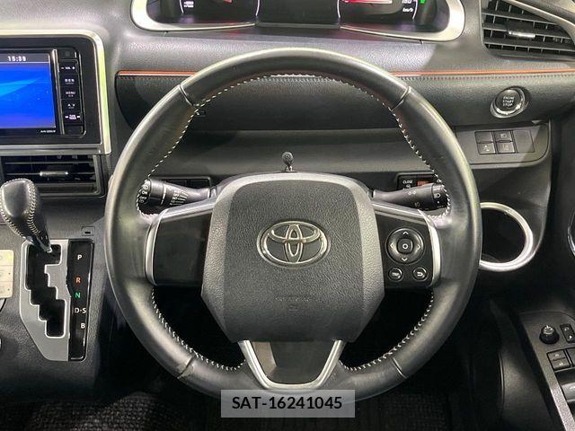 Toyota SIENTA 2016-01 8246681-10