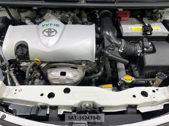Toyota SIENTA 2016-01 8246681-17