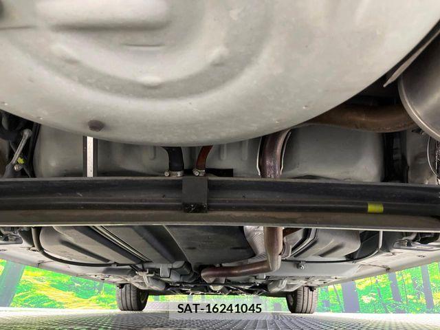 Toyota SIENTA 2016-01 8246681-18