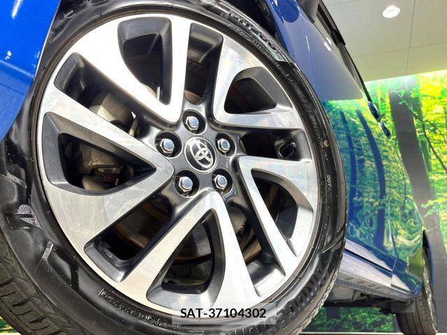 Toyota SIENTA 2015-11 8246691-14