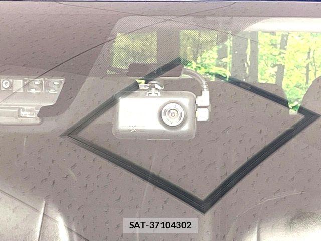 Toyota SIENTA 2015-11 8246691-7