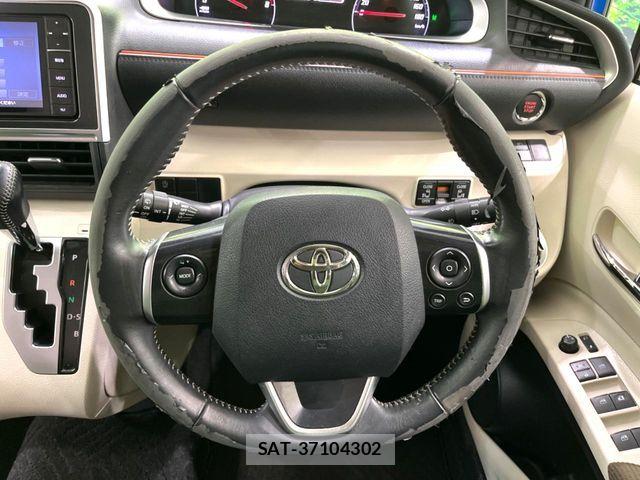 Toyota SIENTA 2015-11 8246691-8