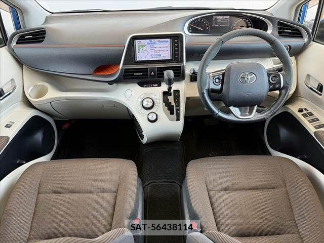 Toyota SIENTA 2016-03 8246688-1