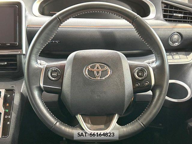 Toyota SIENTA 2018-12 8246677-11