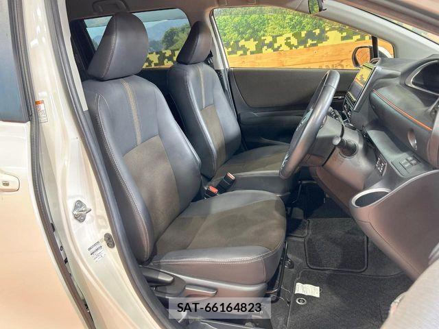 Toyota SIENTA 2018-12 8246677-7