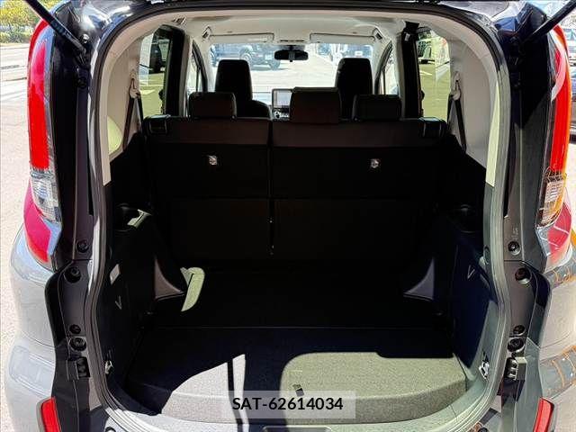 Toyota SIENTA 2023-07 8246676-19