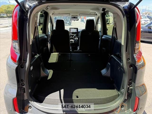 Toyota SIENTA 2023-07 8246676-20
