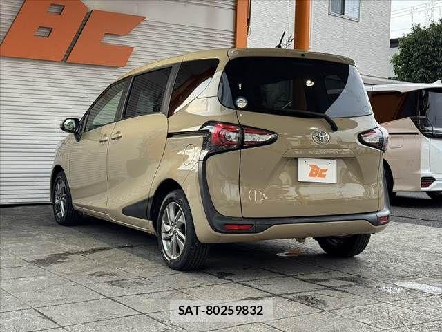 Toyota SIENTA 2019-07 8246684-14