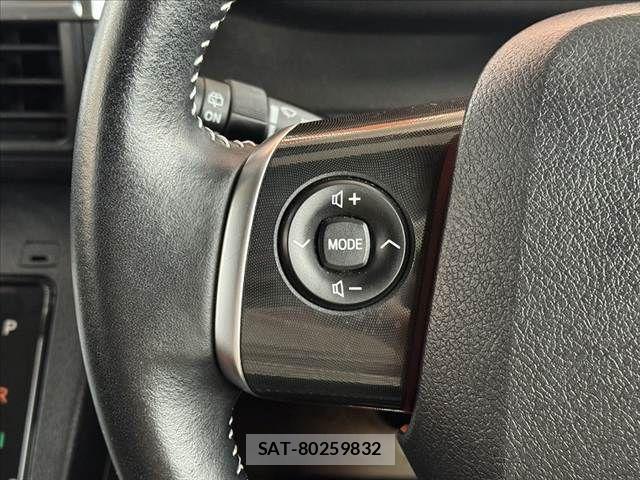 Toyota SIENTA 2019-07 8246684-24
