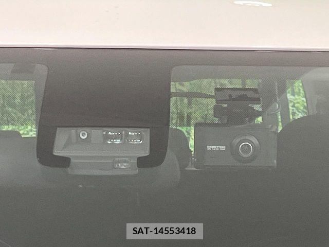 Toyota SIENTA 2019-09 8246678-4