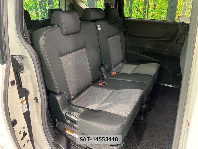 Toyota SIENTA 2019-09 8246678-8