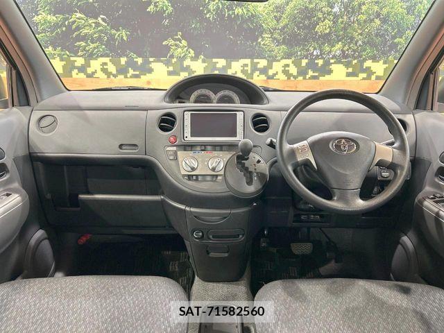 Toyota SIENTA 2014-05 8246690-1