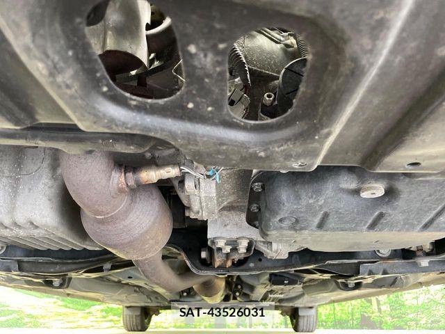 Toyota SIENTA 2021-08 8246683-18