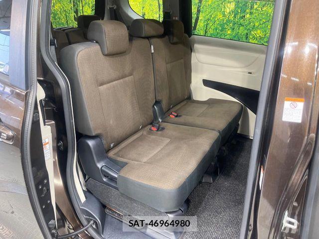 Toyota SIENTA 2016-07 8246686-8