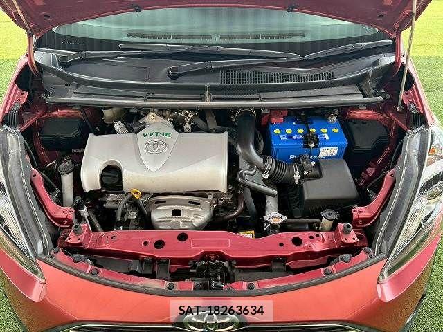 Toyota SIENTA 2016-05 8246689-11