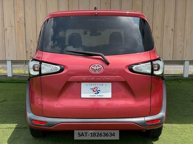 Toyota SIENTA 2016-05 8246689-13