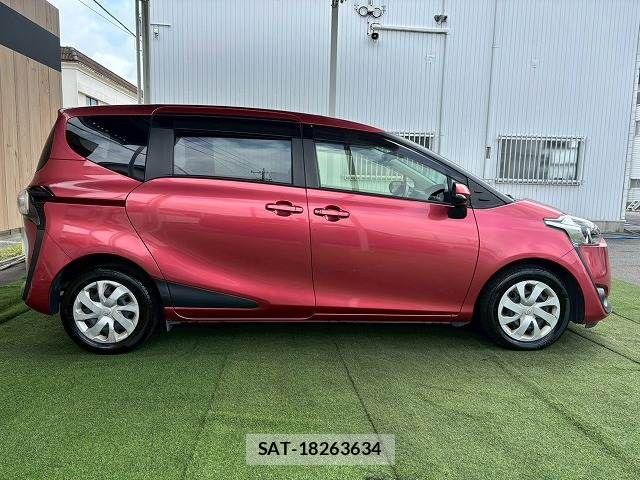 Toyota SIENTA 2016-05 8246689-14