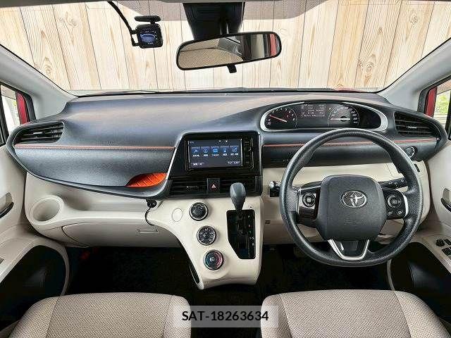 Toyota SIENTA 2016-05 8246689-2