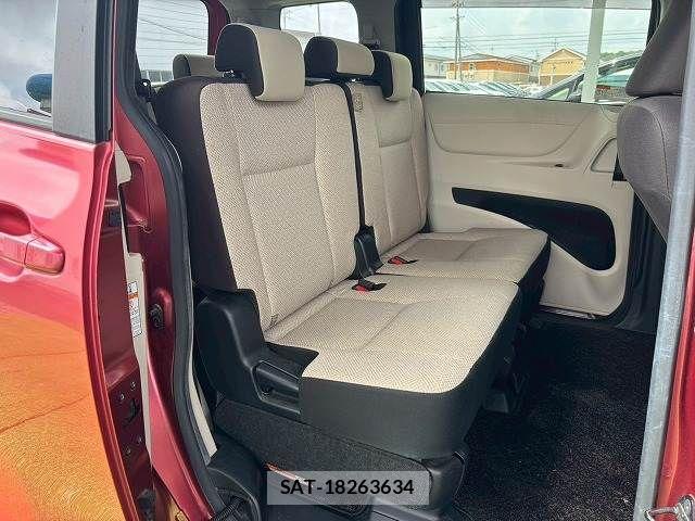 Toyota SIENTA 2016-05 8246689-7