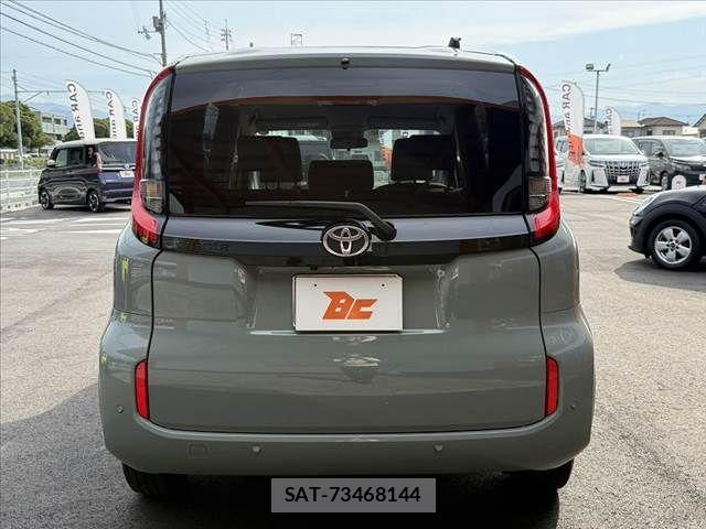 Toyota SIENTA 2024-01 8246675-13